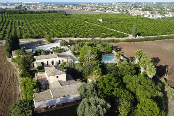 vista aerea dell'agriturismo Pozzo di Mazza di Siracusa